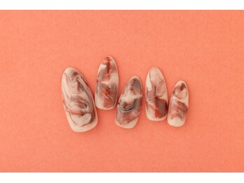 ヴァンネイル(VINGT NAIL nail&eye beauty)/秋カラー マーブルネイル