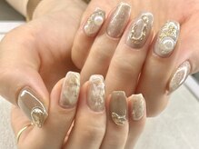 ラ パンケ(LA PINKE)の雰囲気(指先に映える、大人可愛い上品なデザイン)