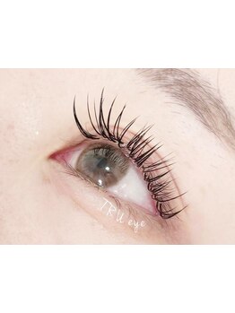 ボリュームのある目元にしたい