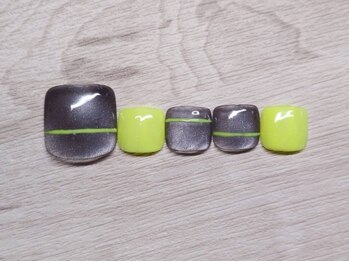 マグネットネオンフット