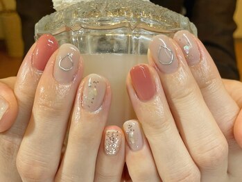 アトリエルリアン(Atelier Le Lien)/ニュアンスネイル/大人ネイル