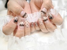 ウーニャ 小山店/dot lace nail