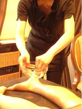 アマンドゥ ウュ(Amande oeil)/ボディ【Detendle】(デタンドル)