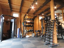パーソナルトレーニングスタジオ シンプル(Personal Training Studio SIMPLE)