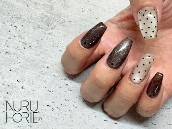 ヌル ネイル 堀江(NURU NAIL HORIE)/大人ニュアンスマグネットネイル