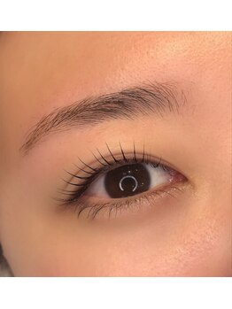 アクエリエス(Aquarius)/ロイヤルラッシュリフト