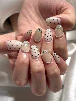 エフアンド(F &)/