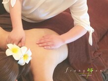 フランジパニ バイ デレディール(frangipani by DERE-DIR)