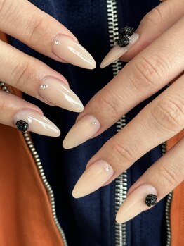 グラン(Gran)/薔薇ネイル 8000円~