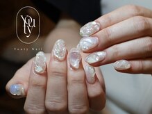 ユーティーネイル(Youty Nail)/ぷっくりキラキラデザイン