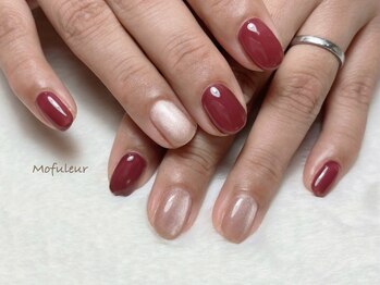 モフルール(Mofuleur)/ボルドー×マグネット