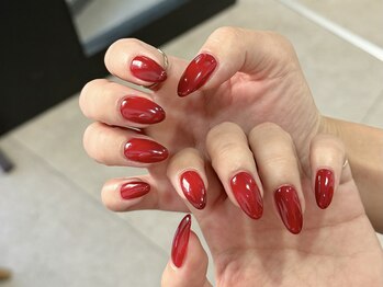 うる艶ボルドーネイル　akane