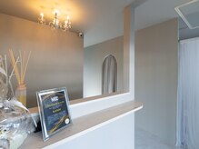 アンドホワイト 八日市店(&white)/ゆったりとしたスペース