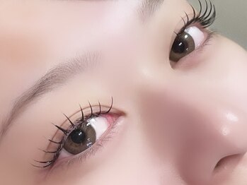 シエル(Ciel)の写真/【LEDマツエク× flat lushで持続力UP！】自然さと濃密ボリュームで≪大人カワイイ目元≫を叶えます♪