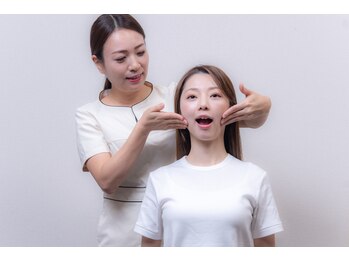 小顔整体研究所 KSラボ 梅田店/コルギ/エステ/リラク/美容整体