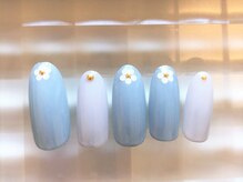 ネイルサロン あかねいろ/秋冬　グレージュ　フラワー