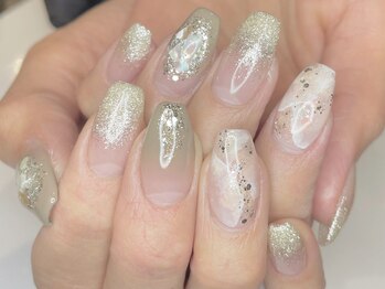 ヴィーナ ネイルズ(Veena nails)の写真/【朝9時からOK！】60分施術メニューを豊富にご用意♪お出かけ前や隙間時間に指先を上品に仕上る♪