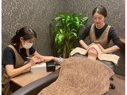 ネイルアンドアイラッシュ ルクソー シーホーク店(Nail&Eyelash LUXUEUX.)の写真