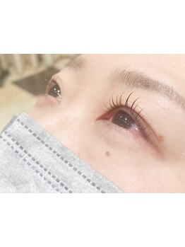 ナチュラル上品な目元にしたい