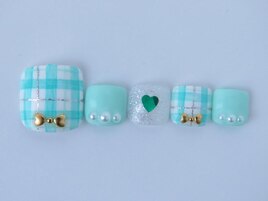 フットネイルやり放題6600円