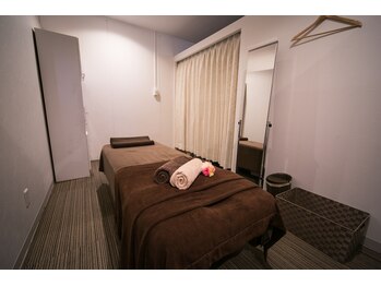 小顔整体研究所 KSラボ 名駅本店/【施術室】