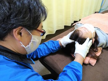 カワウチ健康倶楽部/頭蓋施術5 頭頂施術