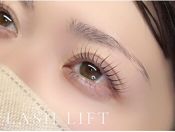 ベレアラッシュ 神田(Bellea Lash)の写真/まつげパーマ・マツエク・アンドヘルシー等豊富なメニュー◎ナチュラルだけど抜け感のある上品な目元に。