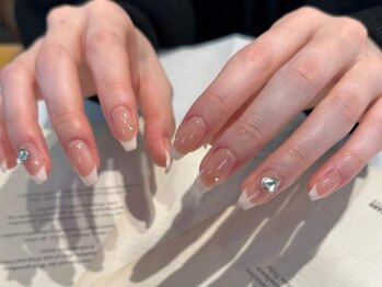 アイネイルズ 三宮店(I nails)/白フレンチビジュー ¥8970