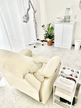 ホワイトニングショップ 徳島藍住店の写真/藍住町にNEWOPEN★コーヒーや喫煙で歯の黄ばみが気になる方へ、憧れの白さへ導きます！