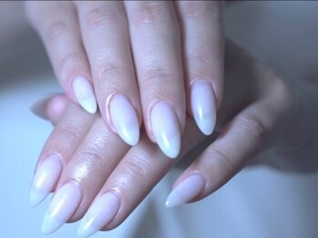 エミーネイル(Amie NAIL)の写真/<大人上品なデザイン♪理想の輝く指先に☆>センスと技術の高さが人気の秘訣♪