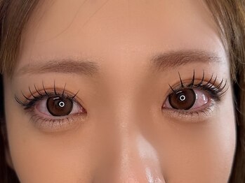 メル(Mer)の写真/【理想のお目元になりたい方にオススメ】つけ放題コースで理想のデザインも大胆ボリュームUPも思いのまま♪