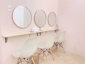 チャーム(charm)/メイクスペース完備◎