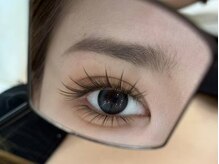 愛 ラッシュ アウラ(AURA)/束感まつ毛