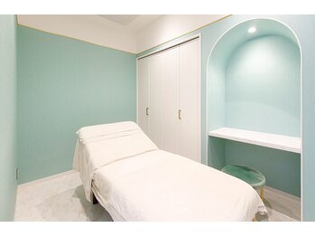 ビューティーサロン アンド ユー シブヤ(Beauty Salon&U Shibuya)/複数人での同時予約も可能です。