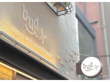 バドゥネイル(bud nail)