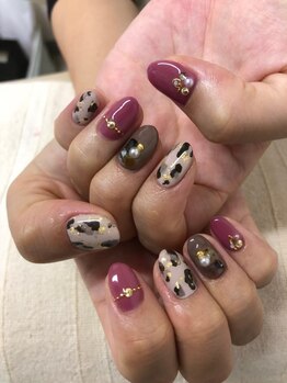 ネイル ミークス(NAIL meeks)/大人かわいいアニマル