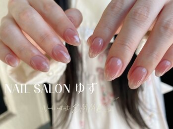 ゆず/チーク/桃色ネイル/夏ネイル