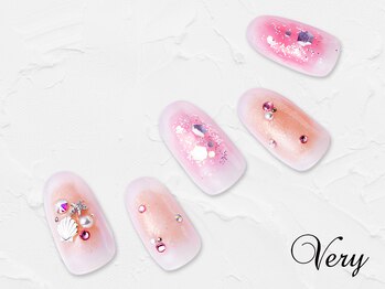 ヴェリー 六本木ヒルズ店(Very)/涼しげなチークネイル