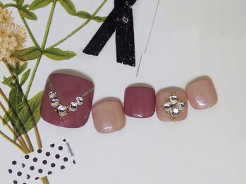 ネイルライフ(NailLife)/ビジューネイル