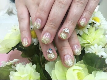 Vカットストーンをのせて♪