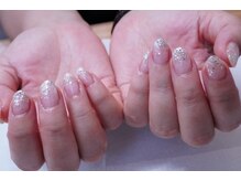 プチリリィ(Petit Lily)/華やかにラメグラデーション