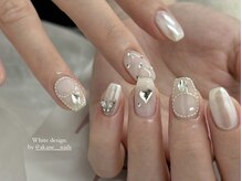 リン 恵比寿(RiN.)/ホワイトミラーネイル　akane