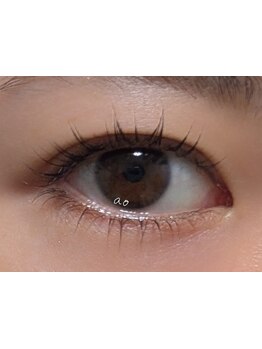 ナチュラル上品な目元にしたい