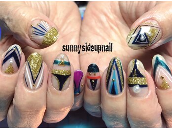 サニーサイドアップ ネイル(Sunny SideUp nail)/triangle art.