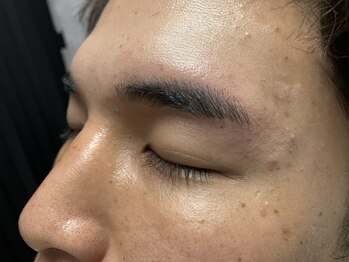 眉毛男子 新宿店/眉毛の施術例