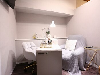 アズリー ルナ(AzRee Luna)/