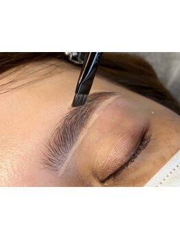 アイブロウメニューがあるサロン