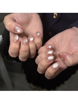 アジュール ネイル アンド ビューティ 武庫之荘店(Azur Nail&beauty)/マグネットネイル