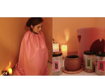 エークルール(Acouleur)の写真/冷え・むくみ改善に◎黄土よもぎ蒸しで血流を良くし代謝UP♪芯から温まる温活習慣