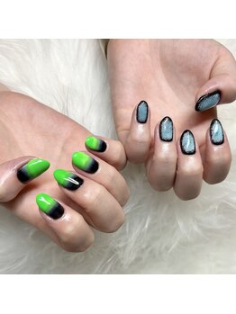 マイオティック ネイル(miotic nail)/ちぐはぐネイル